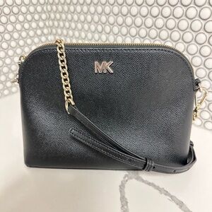 Michael Kors Jet Set Dome Crossbody Bag Black Gold Saffiano Calfskin Leather